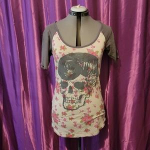 Cute vintage Hot Topic Rockabilly Raglan 3/4 sleeve top!